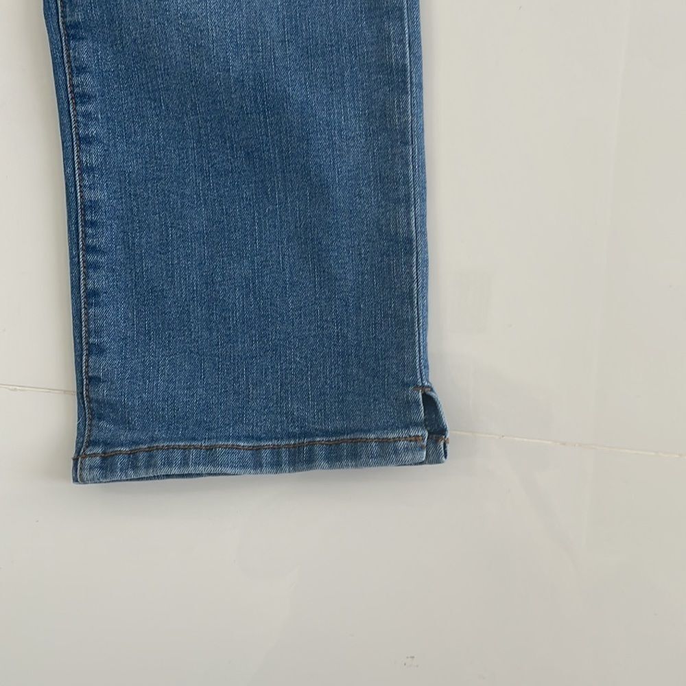 NINE WEST Women's Chrystie Denim Capri Size 4 - Picture 9 of 9